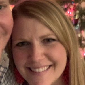 Meet your Posher, Liz